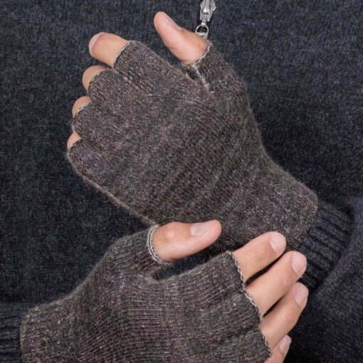Noble Wilde Polyprop Possum Fingerless Gloves