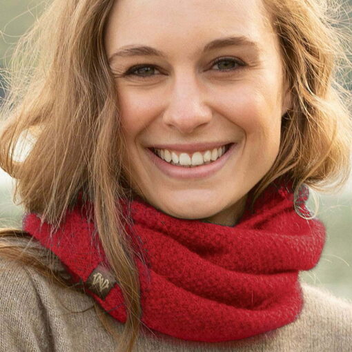Noble Wilde Moss Stitch Neck Warmer in Poppy NW5053712