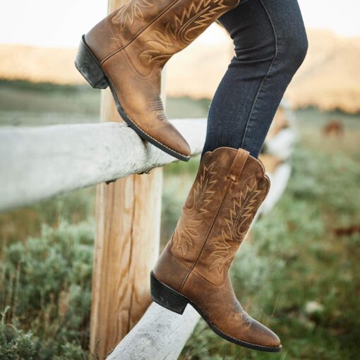 Ariat Ladies Heritage Western Rounded Toe Boots in Distressed Brown lifestyle 10001021