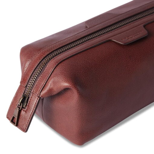 RM Williams Farrier Signature Washbag in Whisky