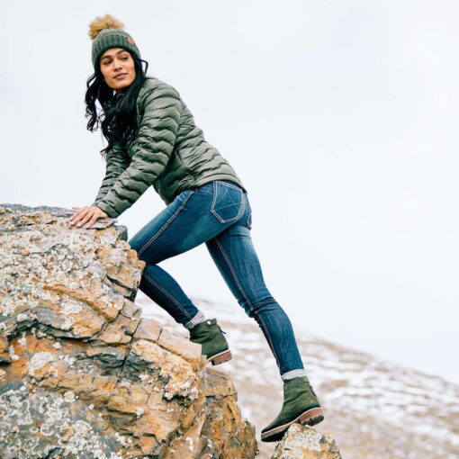 Ariat R.E.A.L. Outseam Ella Skinny Jeans in Celestial lifestyle 10018357